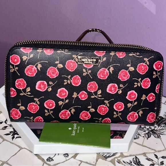 Kate Spade NY “roses falling”Leather med full-zip wallet. Excellent condition. - Picture 4 of 9